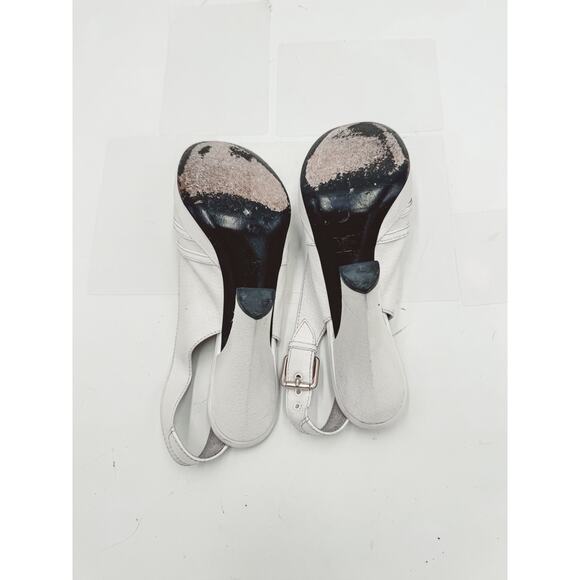 Louis Vuitton White Peep Toe Heels size 41 - Picture 5 of 8